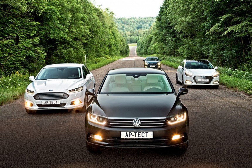 Новый Volkswagen Passat против седанов Ford Mondeo, Hyundai i40 и Mazda 6