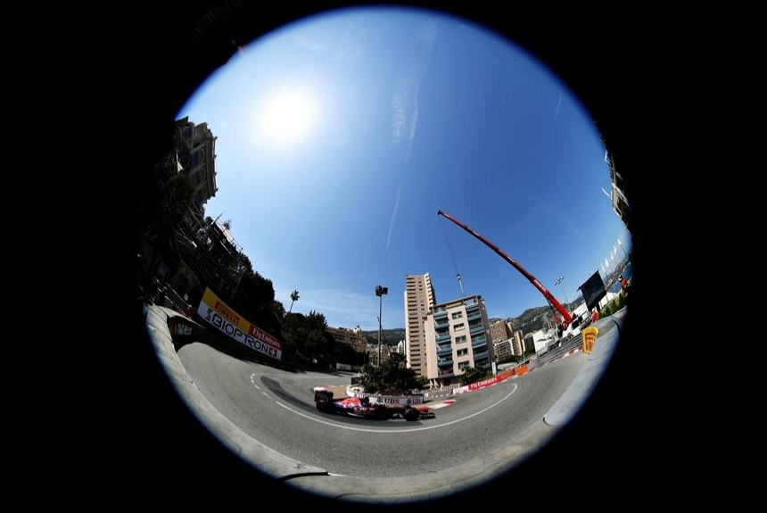 Дебют обновленного двигателя Renault привел к сенсации на квалификации Формулы-1 в Монако
