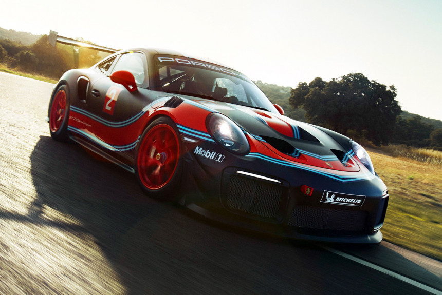 Купе Porsche 911 GT2 RS Clubsport: для клубных гонок