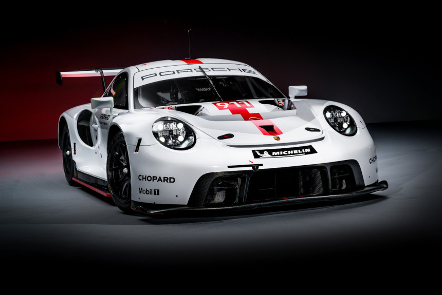 Среднемоторный Porsche 911 RSR обновлен на 95%