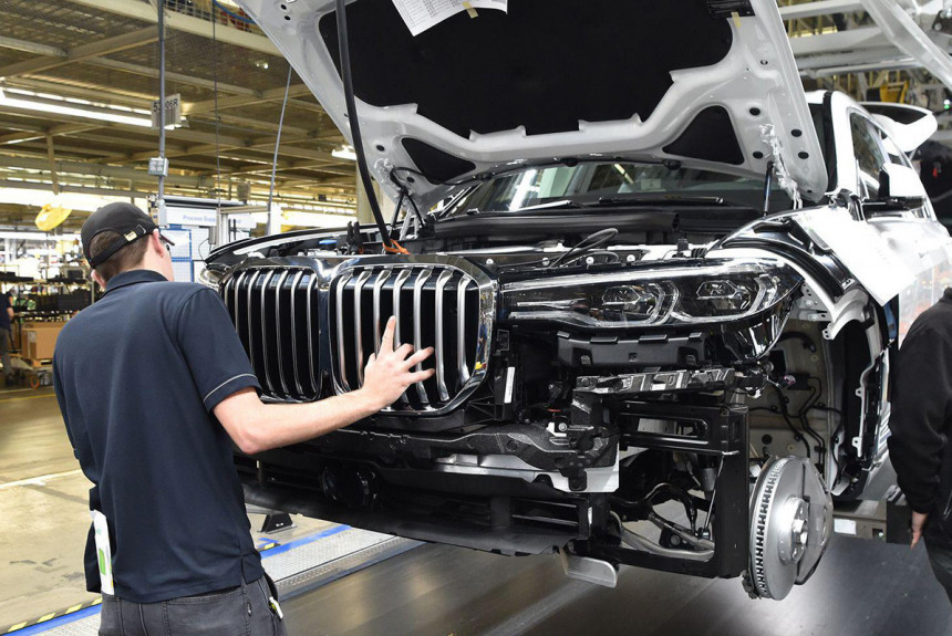 BMW не будет строить завод в России: невыгодно
