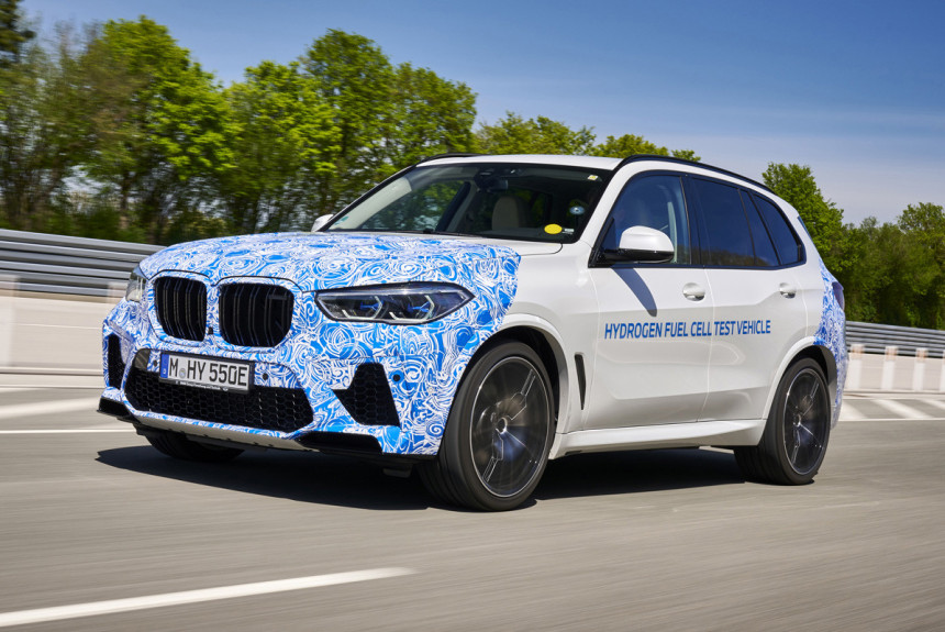 Водородный BMW X5 вышел на испытания 