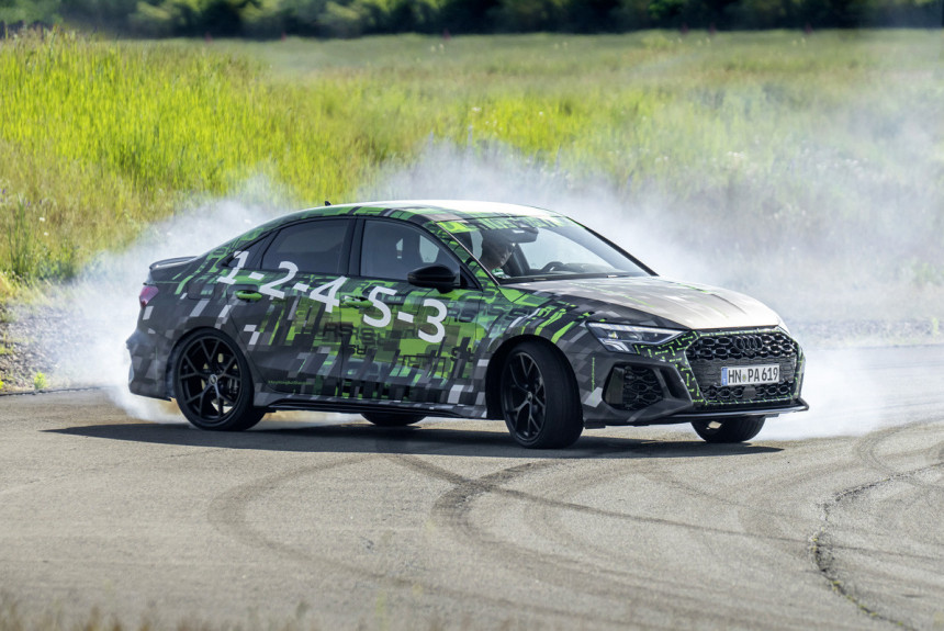 Audi RS 3 нового поколения будет иметь режим дрифта
