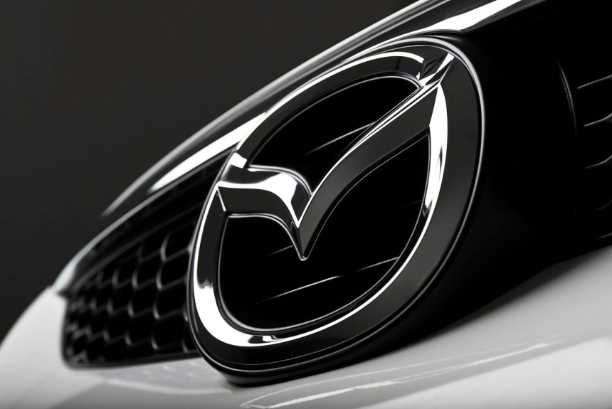 Mazda анонсировала пять новых кроссоверов