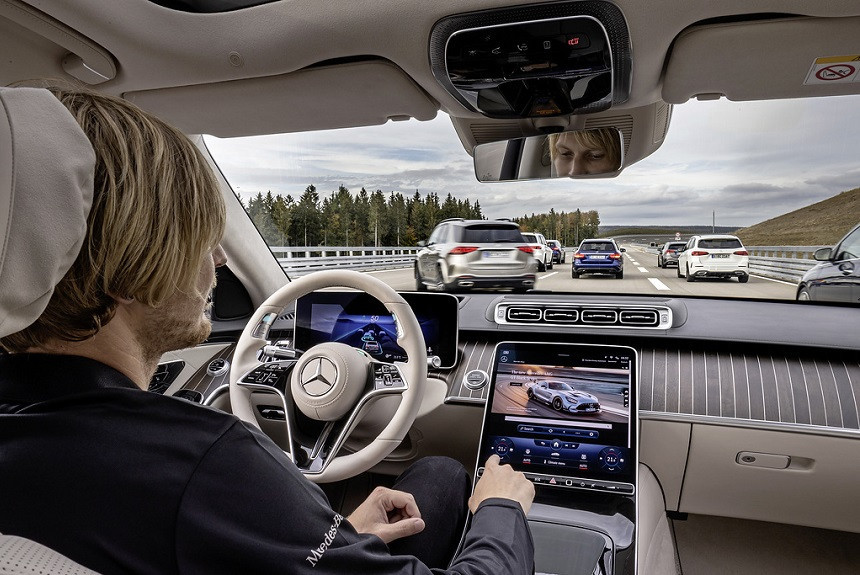 Daimler сертифицировал первый в мире серийный автопилот третьего уровня, но есть нюансы