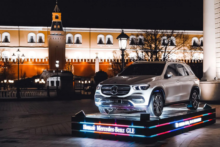 Mercedes-Benz уходит из России