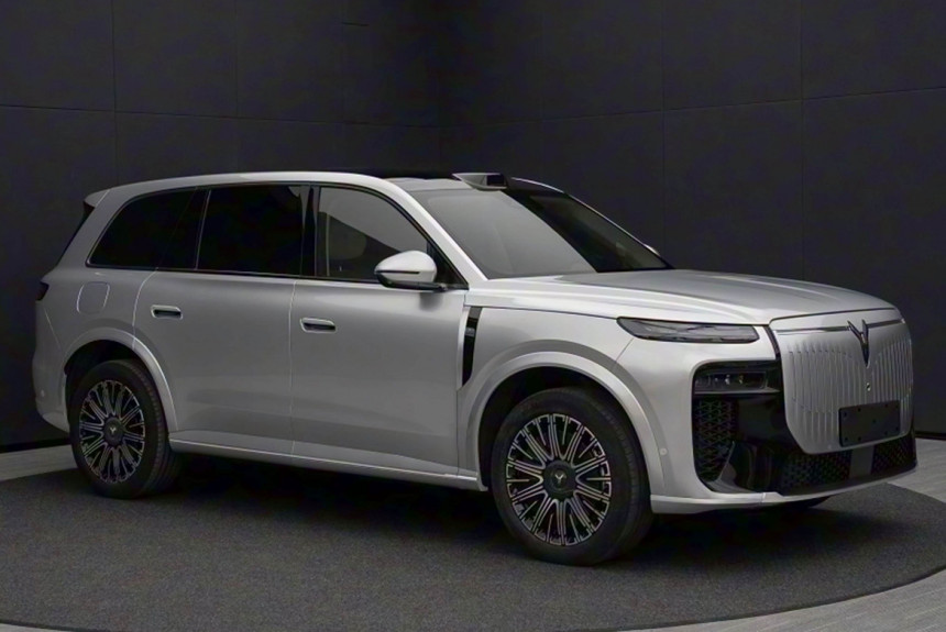 Voyah Taishan 8: младший брат флагманского кроссовера