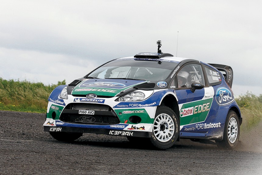Леонид Голованов поездил на раллийном хэтчбеке Ford Fiesta WRC до ухода компании Ford из ралли