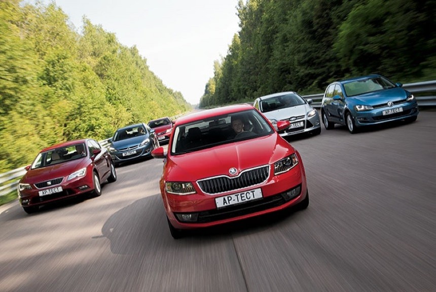 Volkswagen Golf, Seat Leon, Skoda Octavia, Toyota Auris, Ford Focus или Opel Astra?