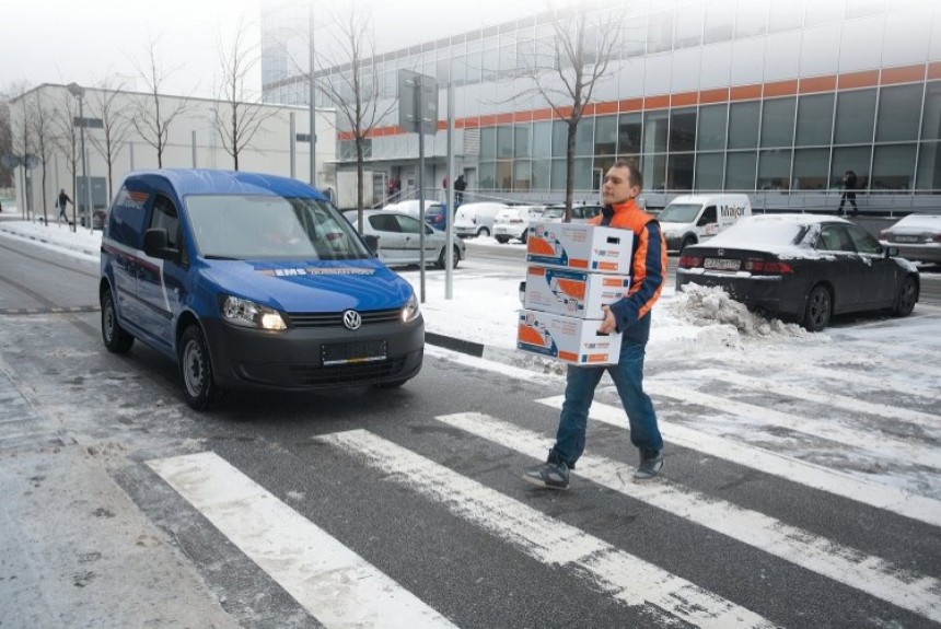 Обновленный Volkswagen Caddy и служба экспресс-доставки EMS Почта России: как работается?