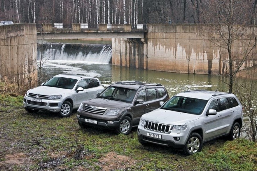 Что лучше — Jeep Grand Cherokee, Volkswagen Touareg или Kia Mohave?