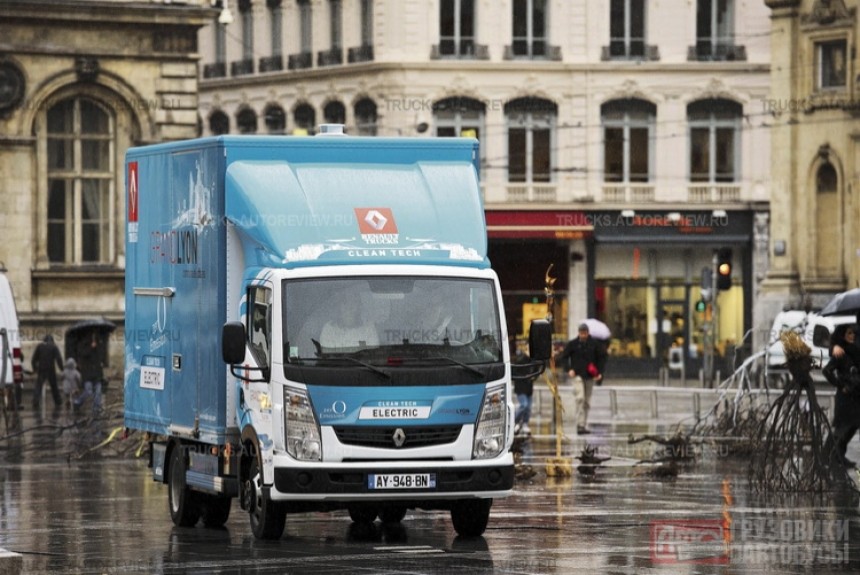 Volvo Trucks и Renault Trucks показали грузовики, работающие без солярки