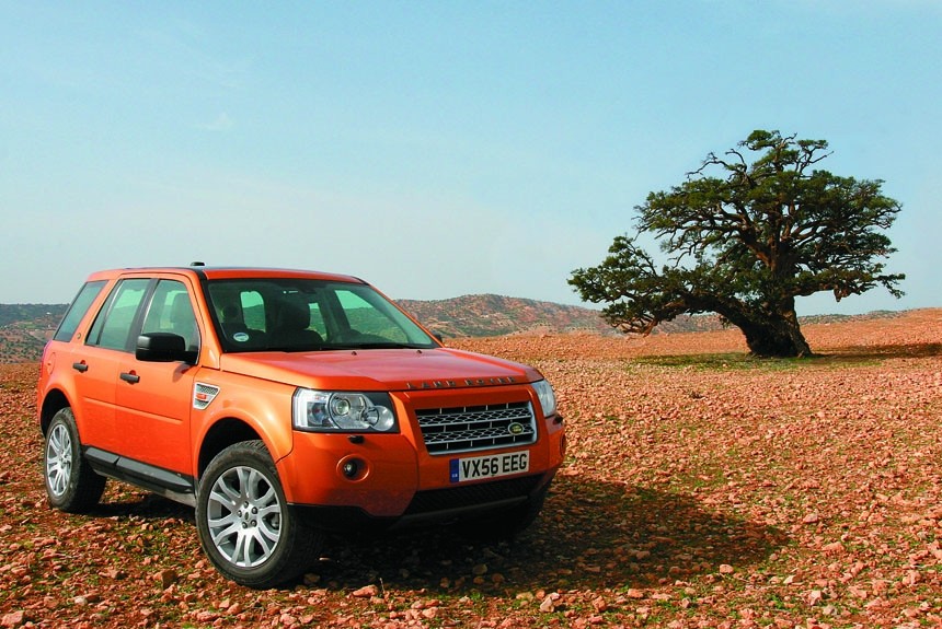 Рыжий: Павел Карин «мучает» новый Land Rover Freelander
