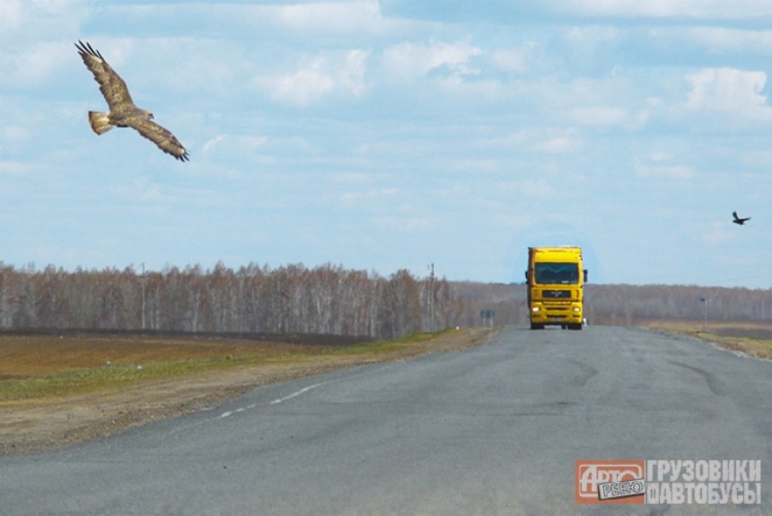 Максим Чернявский проехал около 2000 километров по дорогам Западной Сибири