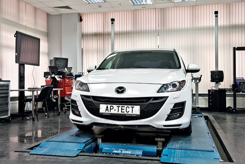 Mazda 3 второго поколения: стоит ли покупать подержанные экземпляры?
