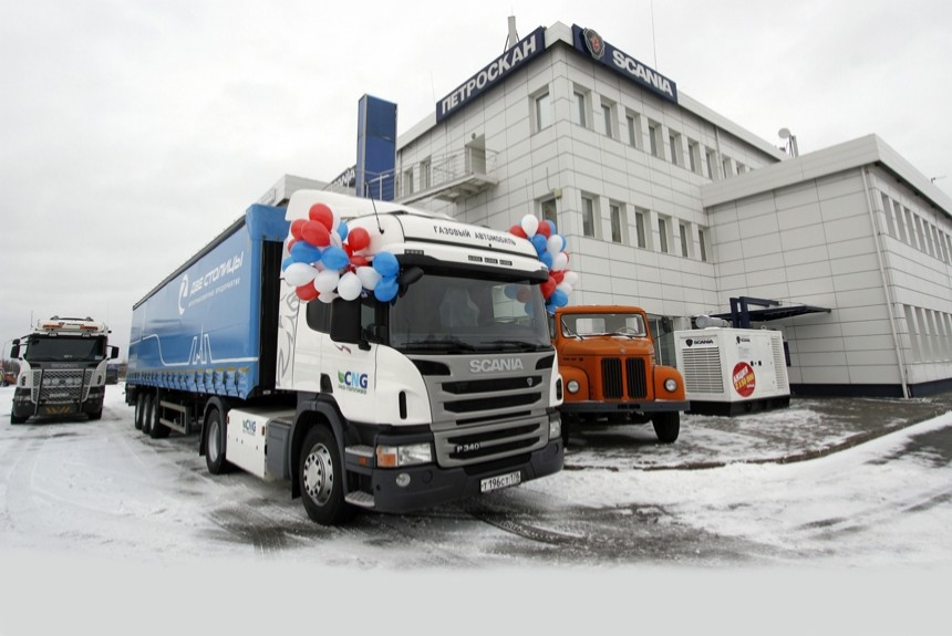 В России продан первый газовый тягач Scania