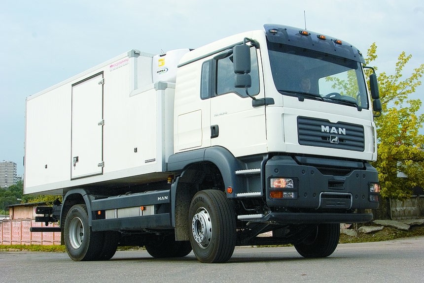 Тюмень заказала два эксклюзивных грузовика MAN TGA, которые будут возить детское питание с завода