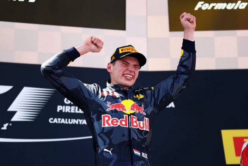 MАКСимальный результат! Макс Ферстаппен добился его в дебютной гонке за Red Bull