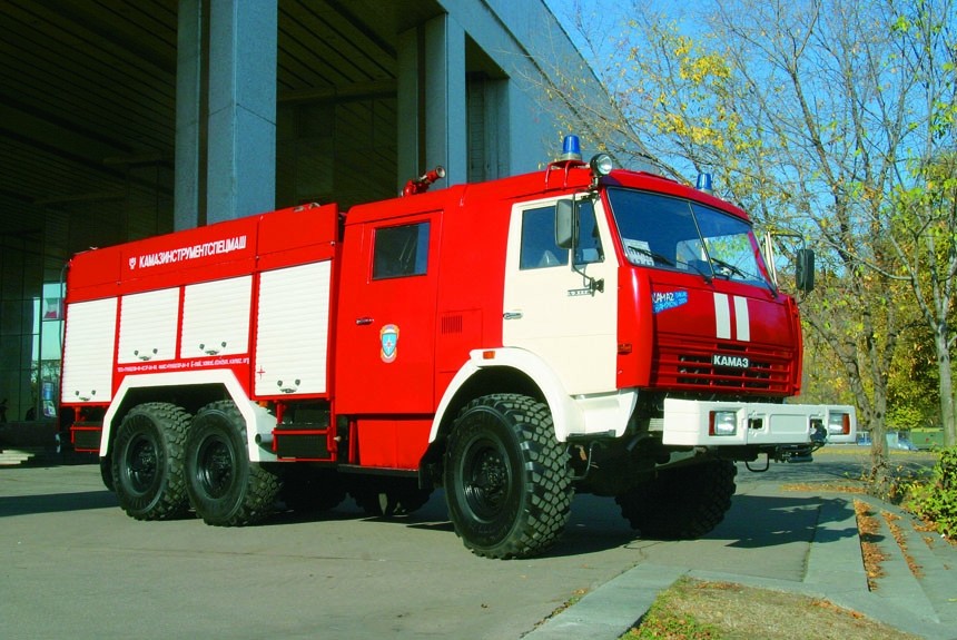 Спасатель из Челнов: новый пожарный КамАЗ