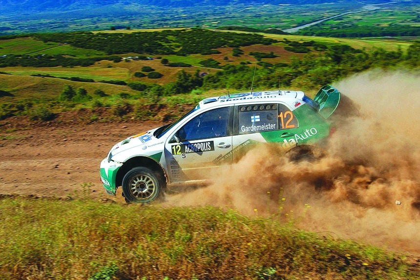 Раллийный хэтчбек Fabia WRC и заряженная «гражданская» Fabia RS