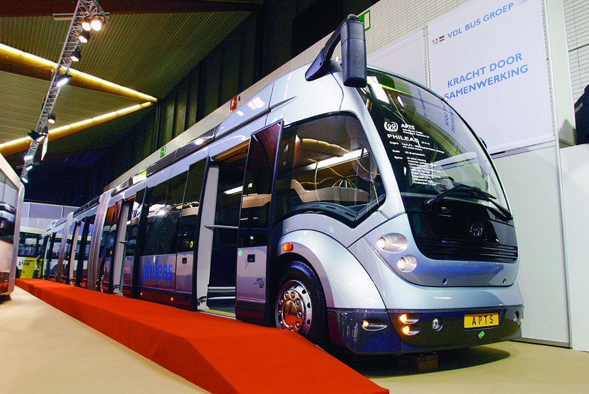 Репортаж с выставки «Мир автобусов» 2003 года в Бельгии