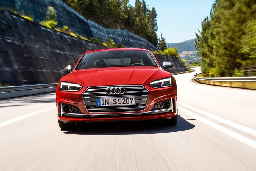 Audi A5 и S5 на дорогах Португалии: новая страсть в старом формате