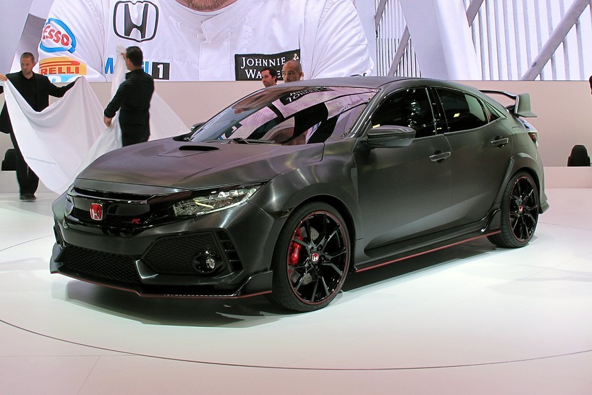 Концепт Honda Civic Type R дебютировал вместе с серийным хэтчбеком нового поколения