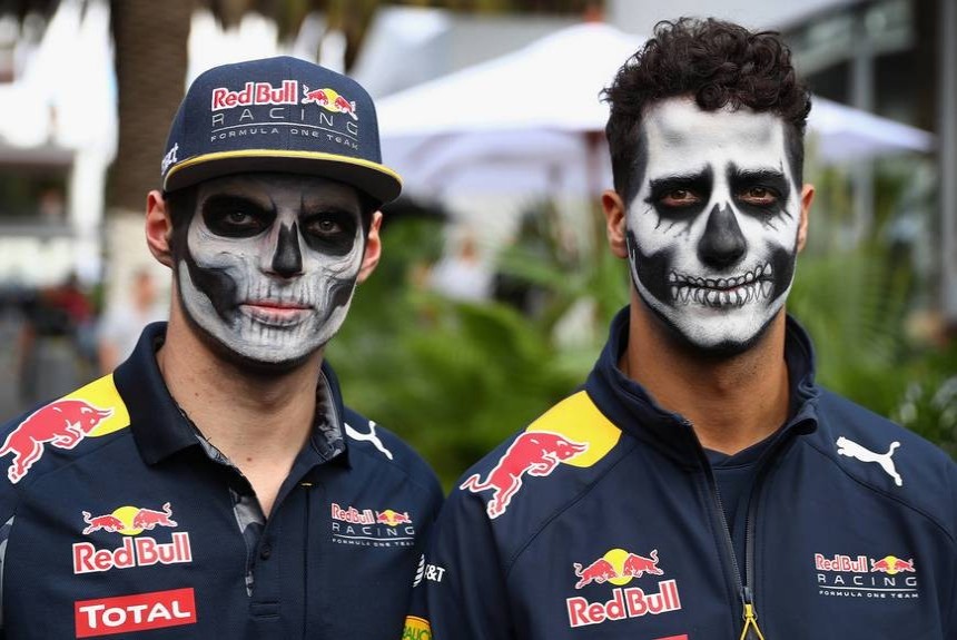 День живых — недостаток воздуха не помешал лидерам Формулы-1 на квалификации в Мехико