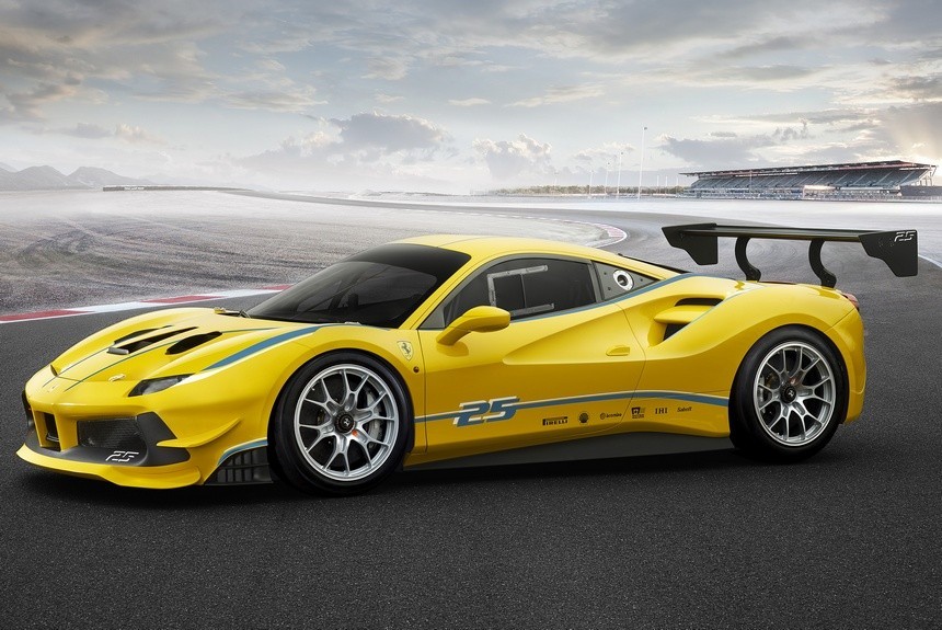 Ferrari представила новое купе для марочного монокубка