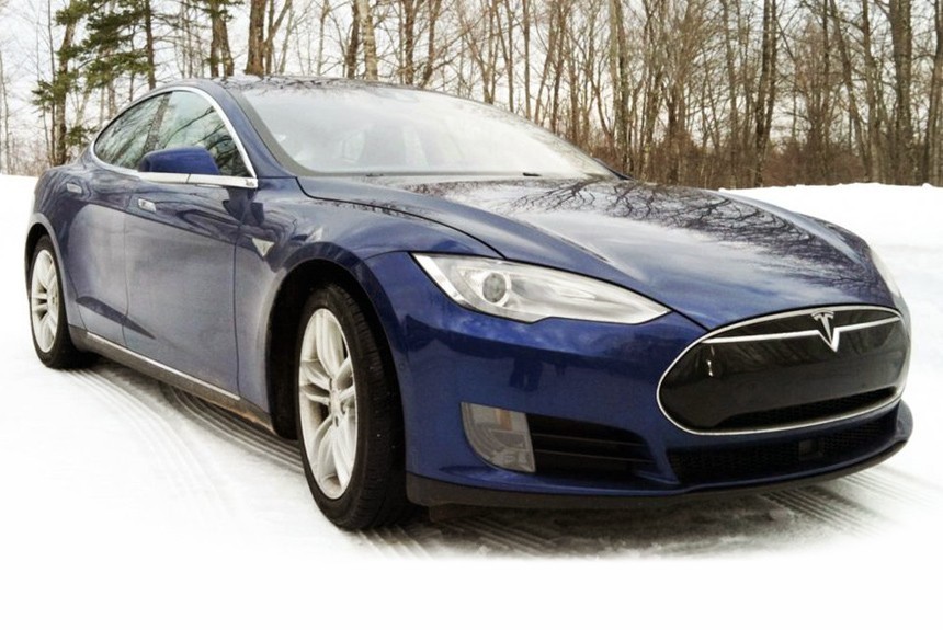 У электромобилей Tesla может появиться система ЭРА-ГЛОНАСС
