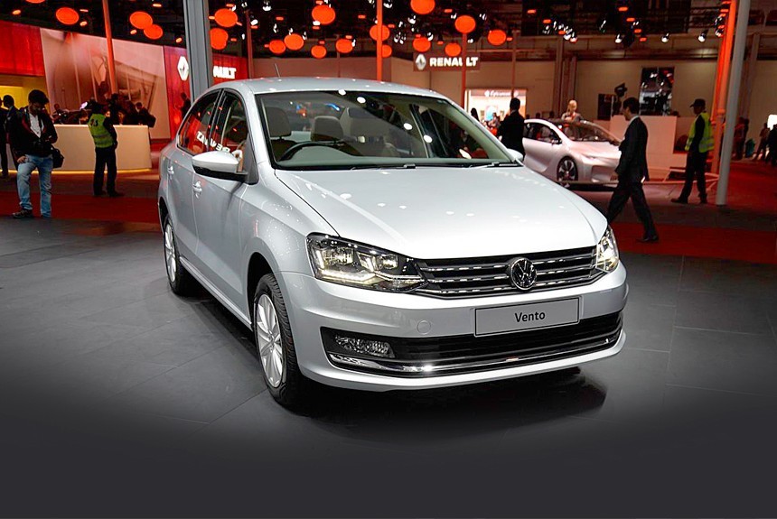 Седан Volkswagen Polo со светодиодными фарами: пока только в Индии