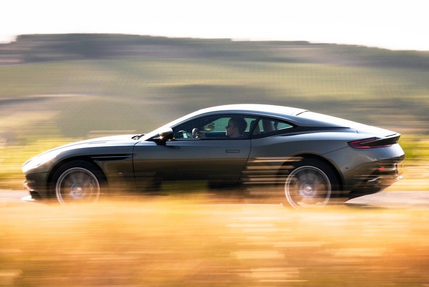 У суперкара Aston Martin DB11 будет версия с мотором AMG