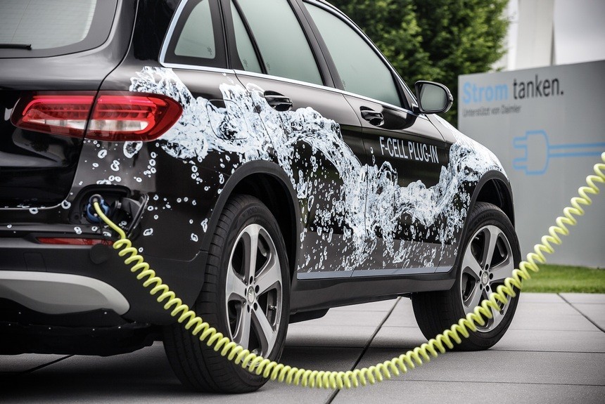 Daimler сворачивает водородную тематику и переключается на электромобили