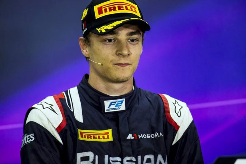 Артем Маркелов стал первым победителем в возрожденной Формуле-2