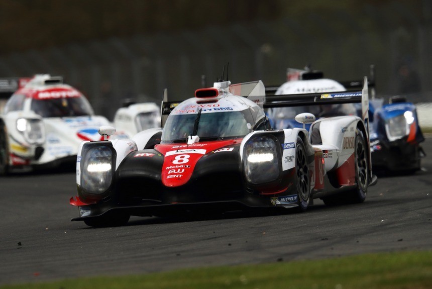 FIA WEC: Toyota возвращается из Сильверстоуна с победой