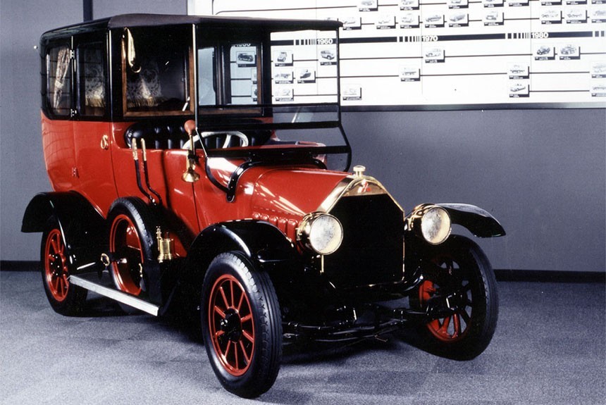 Mitsubishi Model A образца 1917 года воспроизведут на шасси Аутлендера