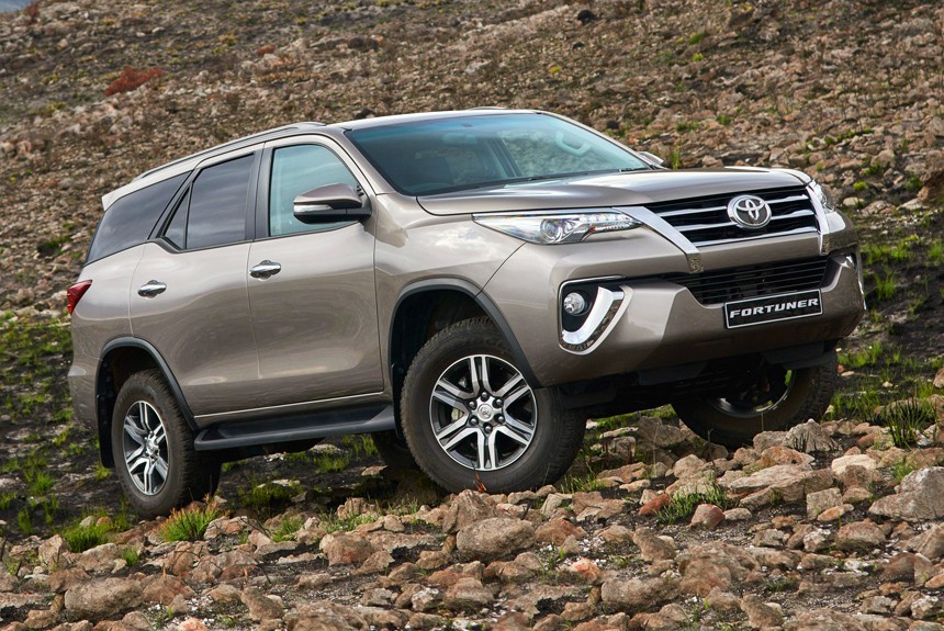 В России будут продавать внедорожники Toyota Fortuner