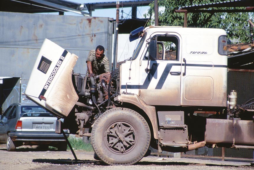 Бразильские дальнобойщики и их грузовики
