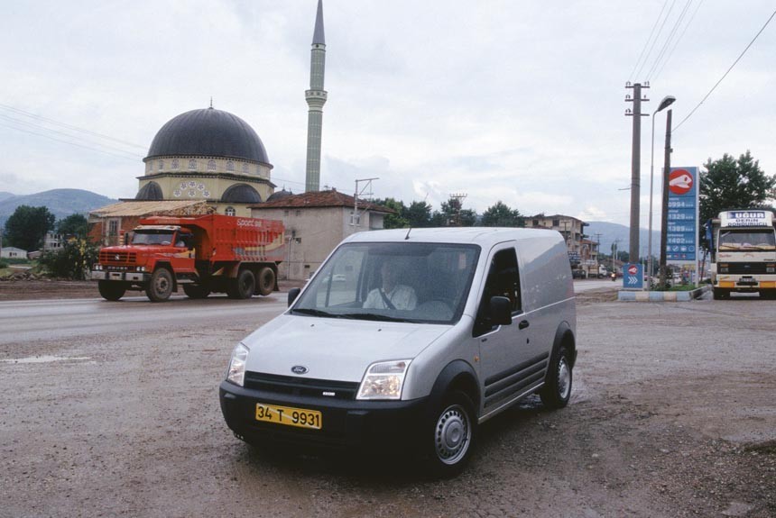 Знакомимся с фургоном Ford Transit Connect турецкой сборки