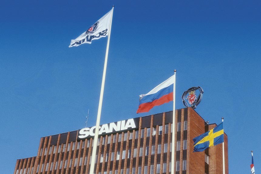 Экскурсия по штаб-квартире и заводу фирмы Scania в шведском городке Седертелье 
