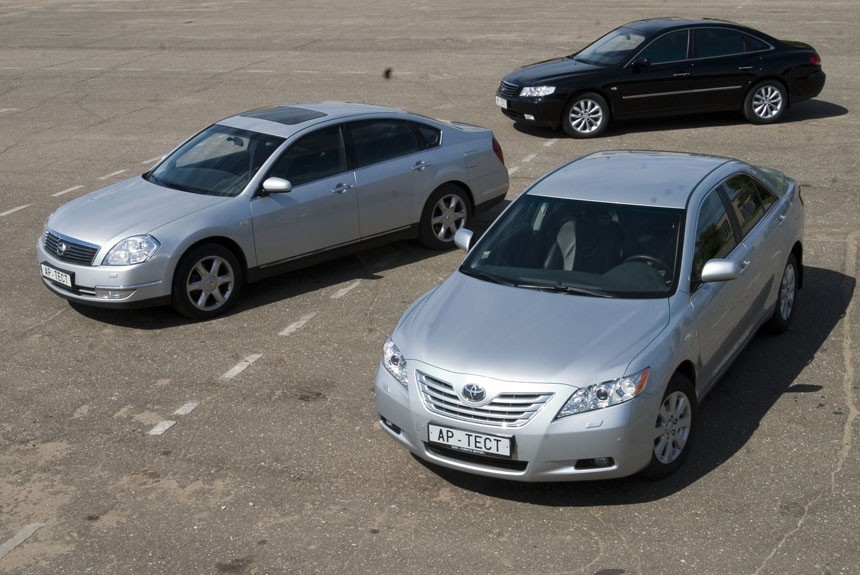 Ограничители скорости: Toyota Camry, Nissan Teana или Hyundai Grandeur?