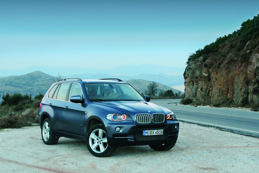 Неужели новый BMW X5 превратился в заурядный семейный кроссовер?