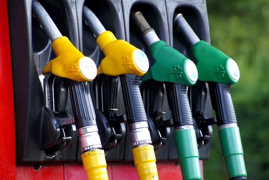 Правительство планирует заметно увеличить акциз на бензин
