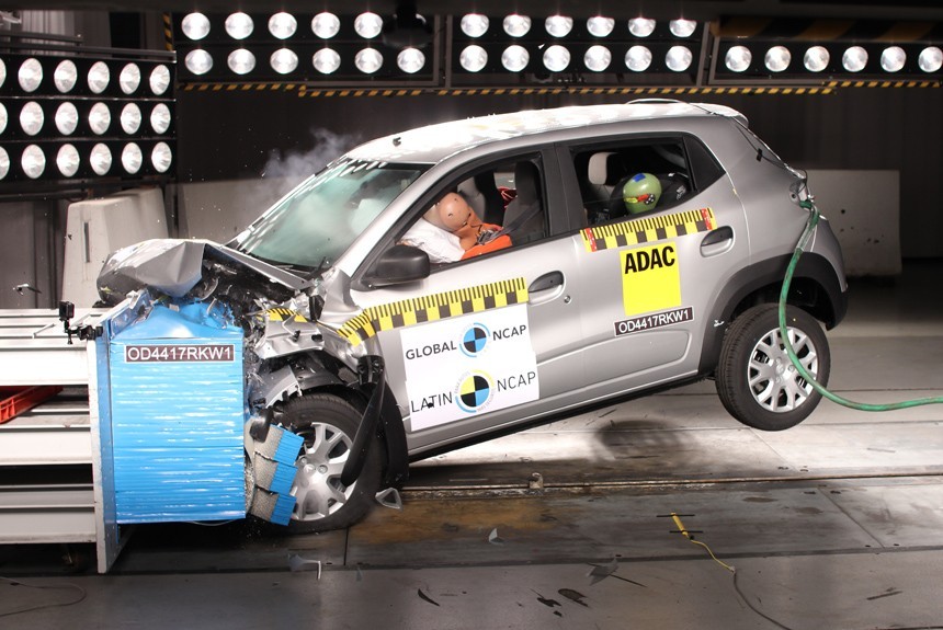 Renault Kwid стал безопаснее: краш-тест Latin NCAP