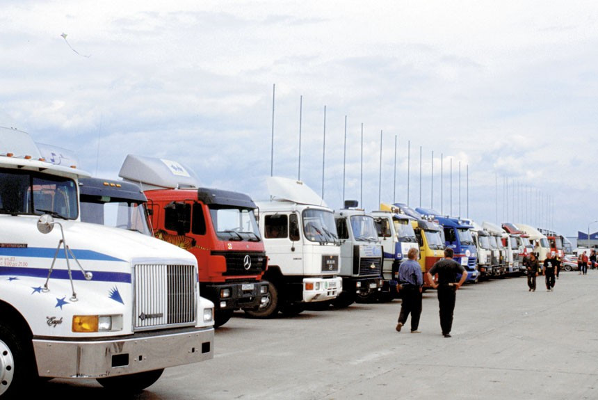 Выставка грузовиков на Спортивном автосалоне в Жуковском