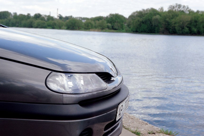 В тихом омуте: «антикризисный» Renault Laguna 1.6