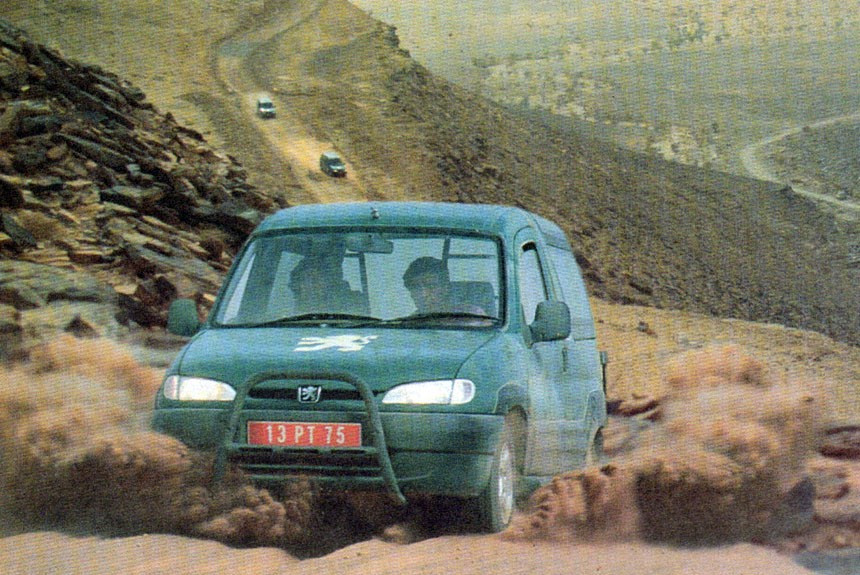 Как Подорожанский штурмовал дюны мавританской пустыни на полноприводном Peugeot Partner Grand Raid?