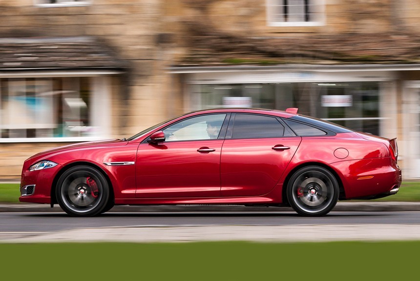 Новый Jaguar XJ станет электрическим хэтчбеком?