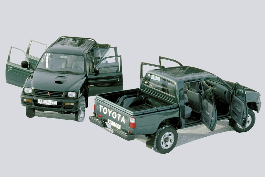 Противопоставляем пикапы Mitsubishi L200 и Toyota Hilux