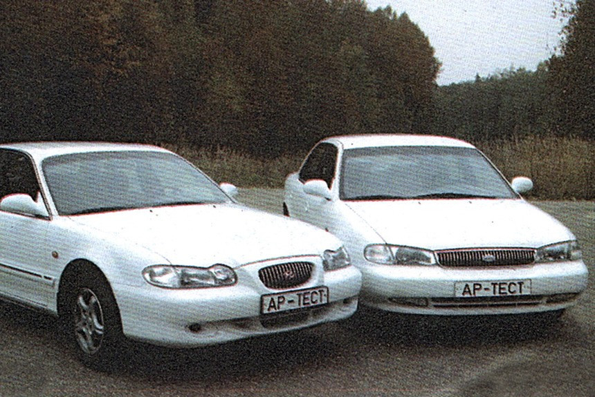 Белым по серому: противопоставляем седаны Hyundai Sonata и Kia Clarus